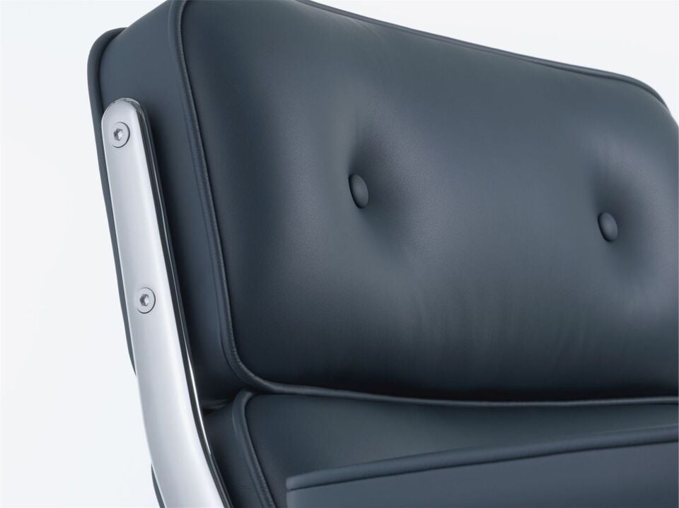 Eames insp Lobby Chair