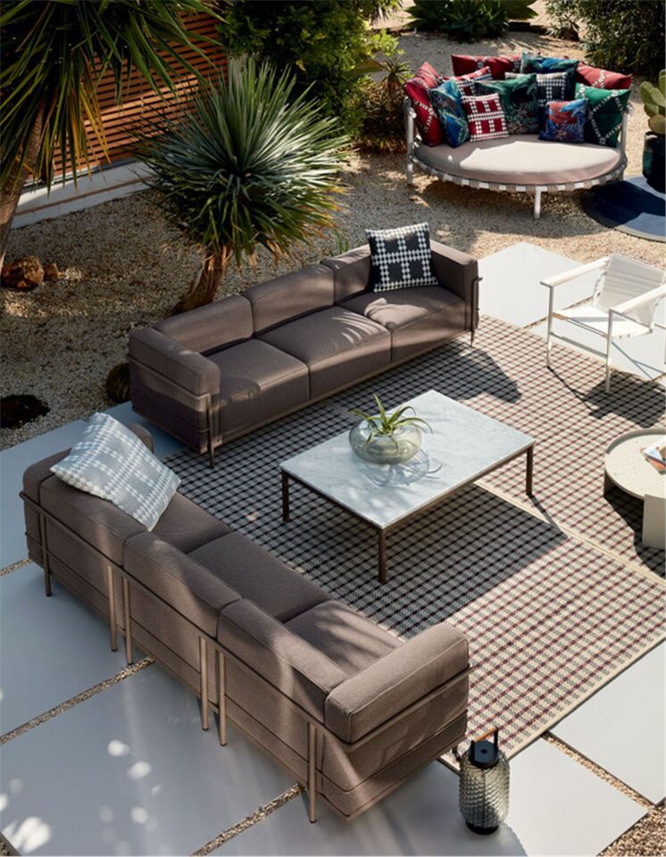Le Corbusier insp LC3 Grand Confort Outdoor Sofa
