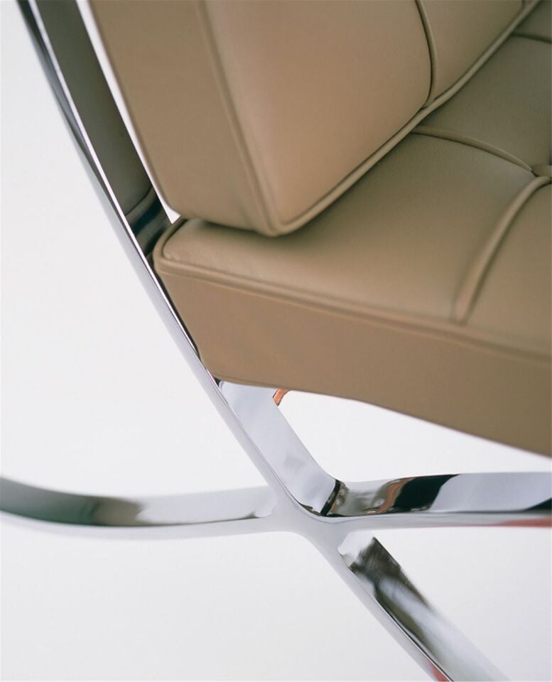 Mies van de Rohe Barcelona insp Chair