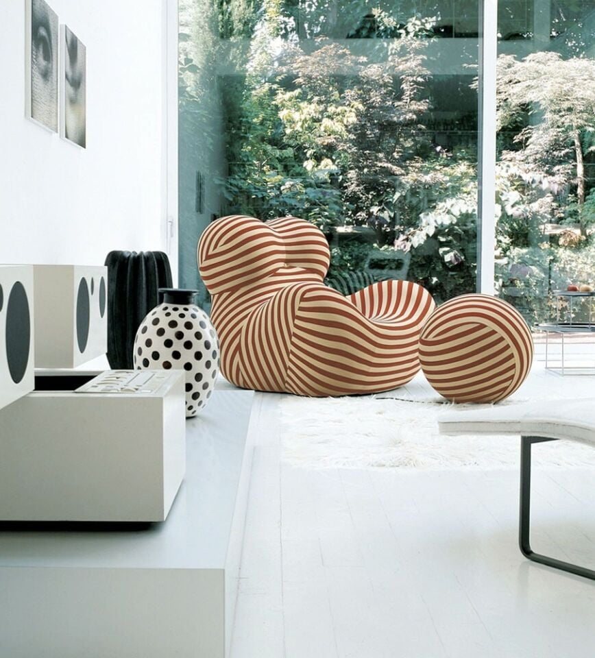 Up 50 insp Armchair