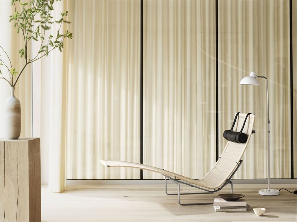 Poul Kjaerholm insp PK24 Chaise Lounge