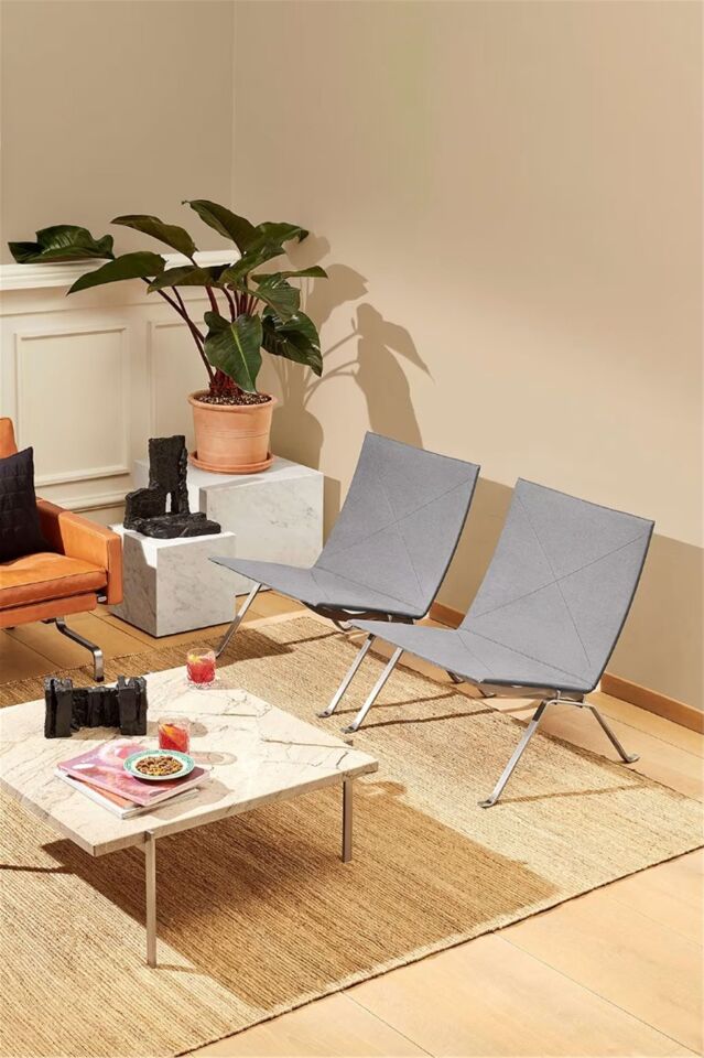Poul Kjaerholm insp PK22 Easy Chair