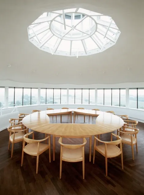 Hans Wegner insp Kennedy Chair