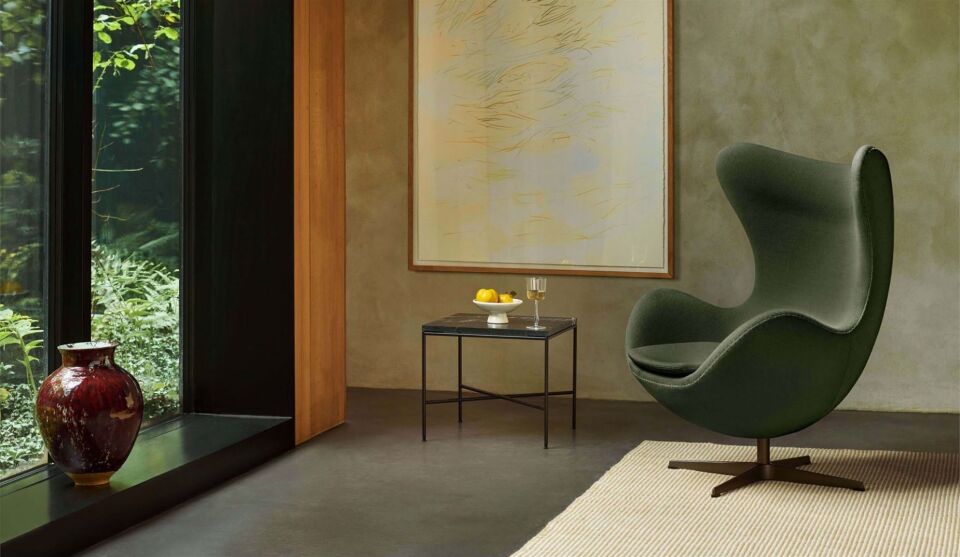 Arne Jaconsen insp Egg Chair
