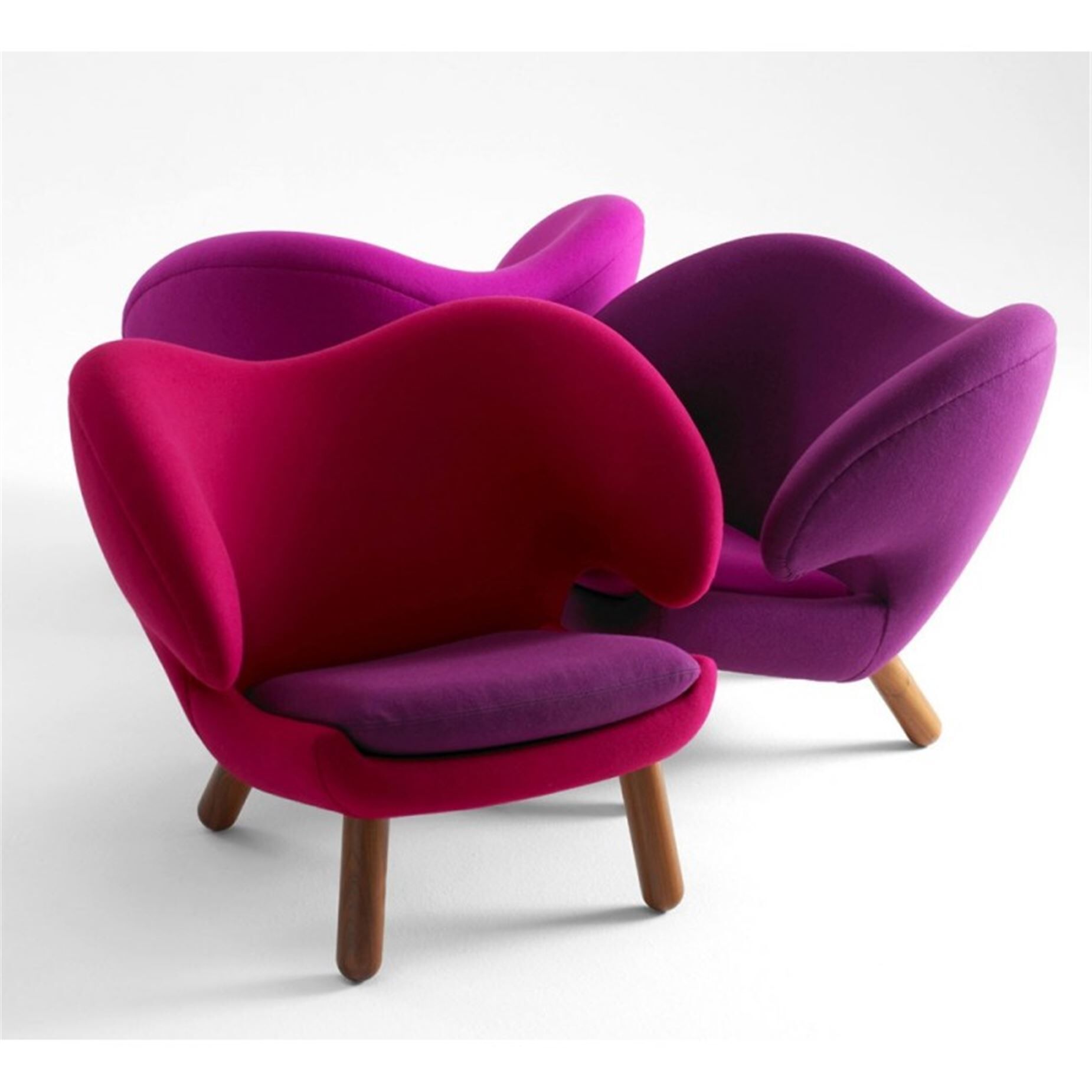 Finn Juhl insp Pelican Chair