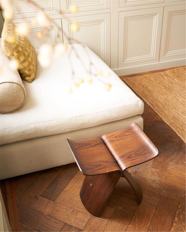 Sori Yanagi insp Butterfly Stool